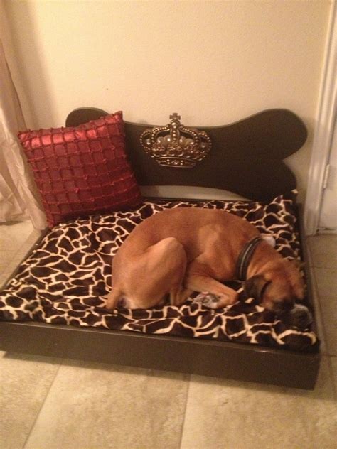 So Hard To Find Large Dog Beds That Look Good In The House