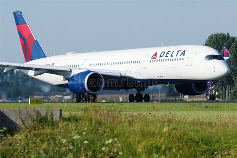 Delta Airlines Plane Taking Off Editorial Stock Photo Image Of