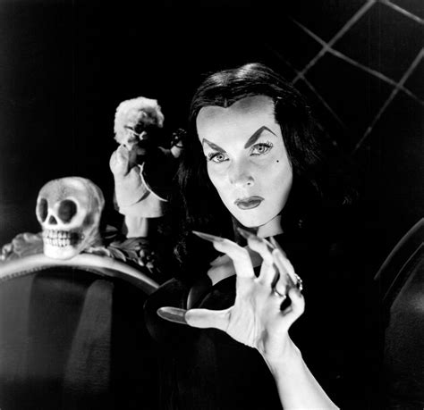 Meet Maila Nurmi Aka Vampira Our Proto Goth Halloween Style Icon Vogue