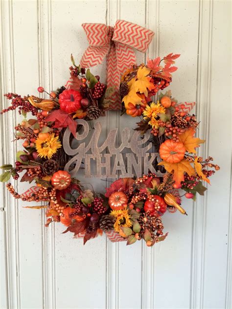 16 Whimsical Handmade Thanksgiving Wreath Designs For Your