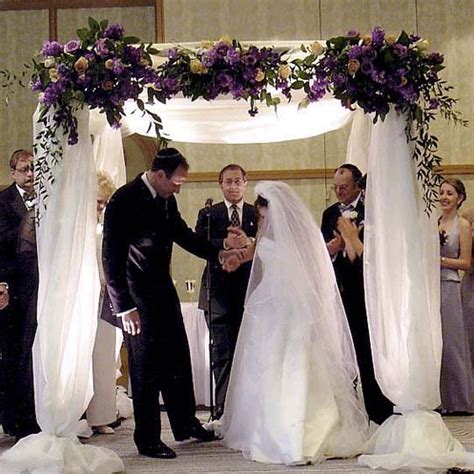 Top 10 best wedding canopy in 2018 reviews, key considerations is the best wedding canopy that provides shelter and protection to the bride, groom, family, friends, and other invited guests. JSg8tr's Knottie Planning Bio