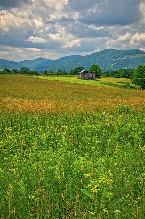 West Virginia Mountain View With Barn Photograph By Ina Kratzsch