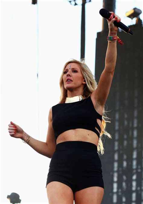 Ellie Goulding Coachella 2014 Performance 07 Gotceleb