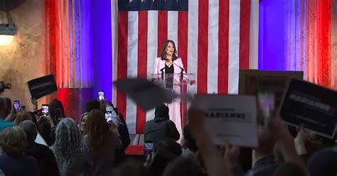 Marianne Williamson Launches 2024 Presidential Campaign Slams Economic