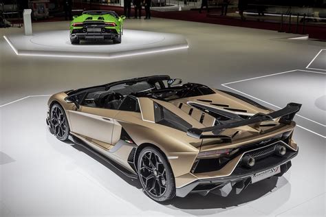 2020 Lamborghini Aventador Svj Roadster Pictures Gallery And Quick Info