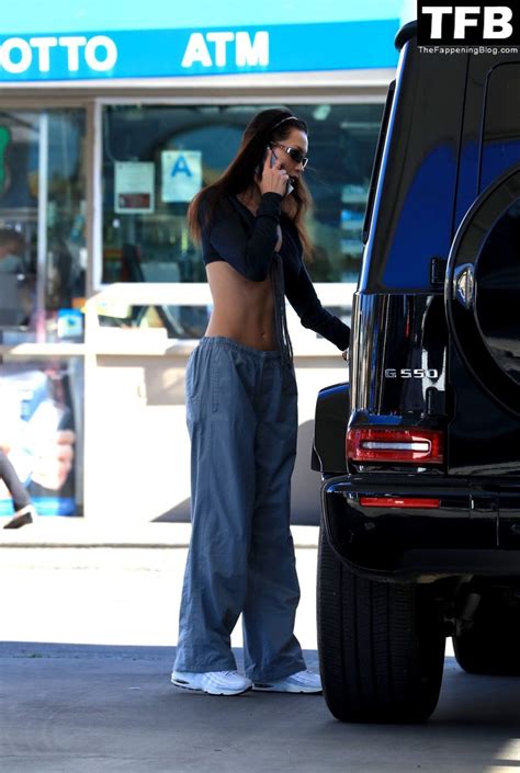 Bella Hadid Sends Temperatures Soaring At The Gas Pump 53 Photos Onlyfans Leaked Nudes