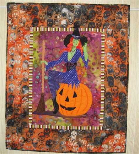 Artsy Chick Quilts Halloween Pin Up Witch