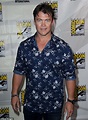Luke Hemsworth sends fans into a frenzy during Comic Con appearance