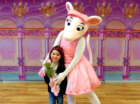 Angelina Ballerina Live Character Appearance 2012 Cm School Of Fine