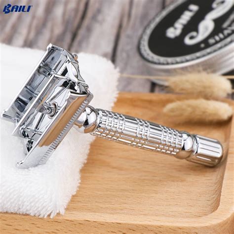 Baili Butterfly Double Edge Safety Razor Comes With Travel Case Mirror And Blades Bt179