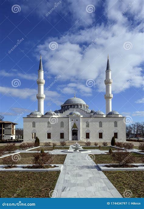 Diyanet Center Mosque In Maryland Virginia Editorial Photography