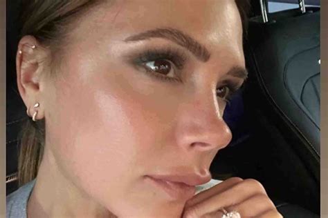 Victoria Beckham Pouts Up A Storm In Unfiltered Snap As She Shows Off New Make Up Look The