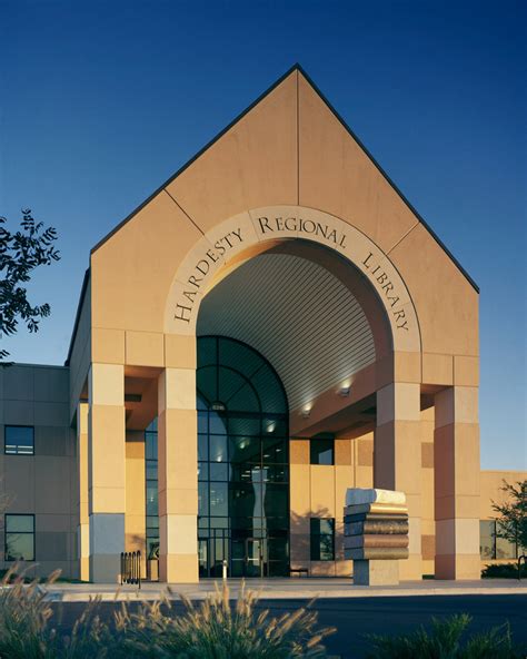 Hardesty Regional Library Tulsa 123 Andrés