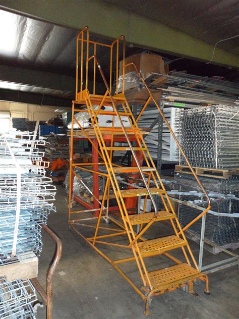 Home Depot Gorilla 2 Step Ladder - Gorilla Lightweight Step Ladder