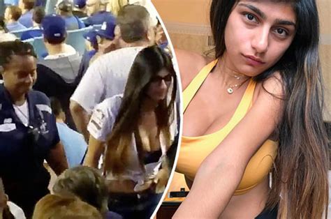 Porn Goddess Mia Khalifa Reportedly Turfed Out Of Baseball
