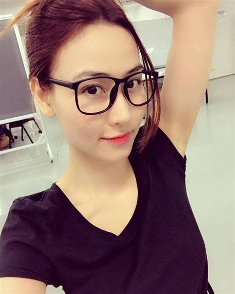Ngân Khánh Hot Photos And Sexy Pictures