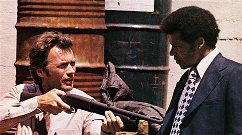 De moordenaar heeft echter weinig diepgang waardoor het conflict tussen. An Ultimate Ranking of the Dirty Harry Movies | Ultimate ...