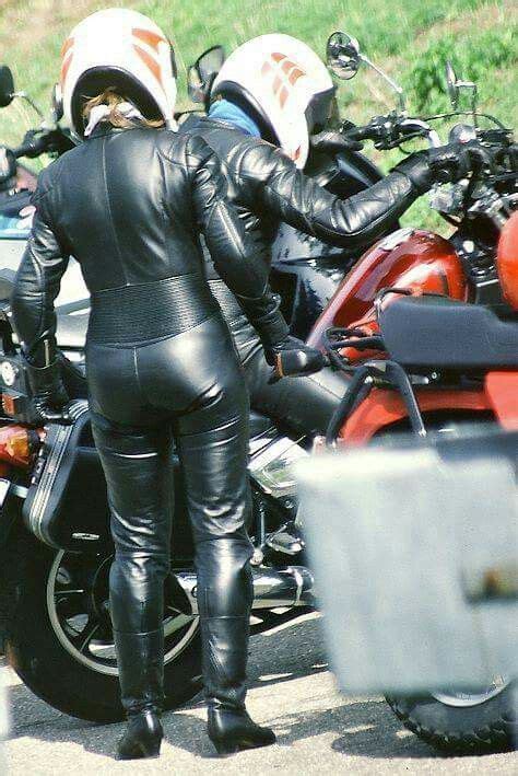 pin von alan hopkins auf bike leathers lederkombi damen leder outfits motorrad mädchen