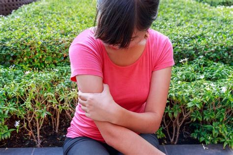 Signs And Symptoms Of A Pulled Muscle In The Arm Livestrongcom