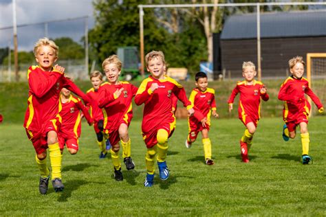 This season in eerste divisie, go ahead eagles's form is very poor overall with 18 wins, 8 draws, and 6 losses. Go Ahead Eagles Techniektrainingen - Salland TV