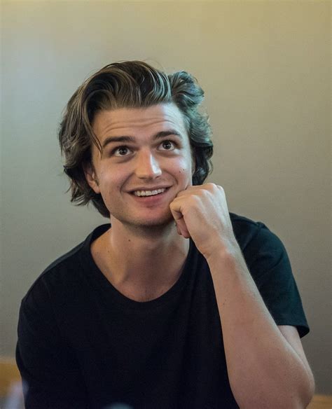 Stranger Things Joe Keery Steve Harrington Stranger Things Stranger