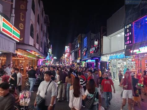 La Vie Nocturne De Pattaya Connaît Un Essor Après Des Heures D