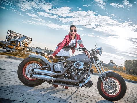 1366x768px Free Download Hd Wallpaper Harley Davidson Women With