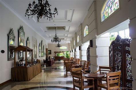 The Phoenix Hotel Um Clássico Cheio De Estilo Em Yogyakarta