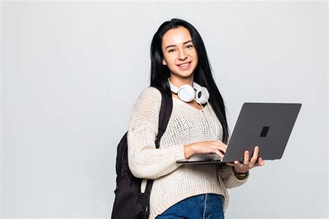 Rekomendasi Laptop Untuk Mahasiswa Informatika Pilih Yang Tepat Untuk