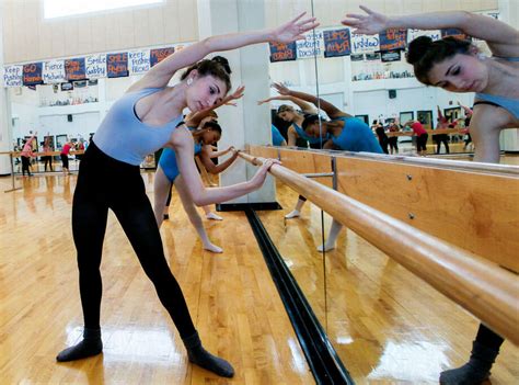 High School Ballet Company Learns From Workshops In New York City San