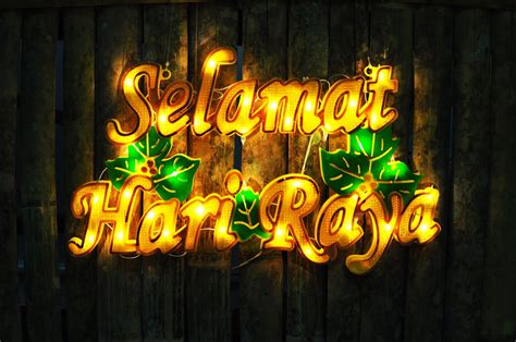 Celebrating raya essay hari aidilfitri. The Hari Raya Festivities and its Significance Today ...