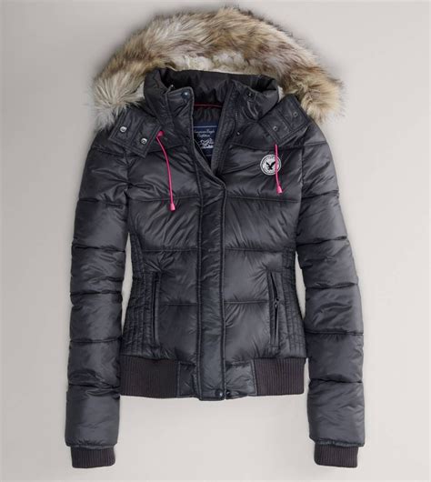 Puffer jacket front zip fastening twin pockets at front high neckline corduroy design elasticated cuffs adjustable hemline fully lined 100% cotton jenaya is wearing a size au 8 / us 4 @natalylorenzo is wearing a size au 10 / us 6. AE Faux Fur Hooded Puffer Jacket | Puffer jacket fur hood, Puffer jacket women, Girls puffer jacket