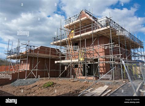 House Under Construction Hi Res Stock Photography And Images Alamy