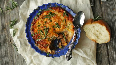 This easy shepherd's pie recipe is filled with lots of veggies and tender ground beef (or lamb), simmered together in the most delicious sauce, and topped with the creamiest mashed potatoes. Gluten-Free Shepherd's Pie | Recipe | Gluten free, Gluten, Ground beef recipes