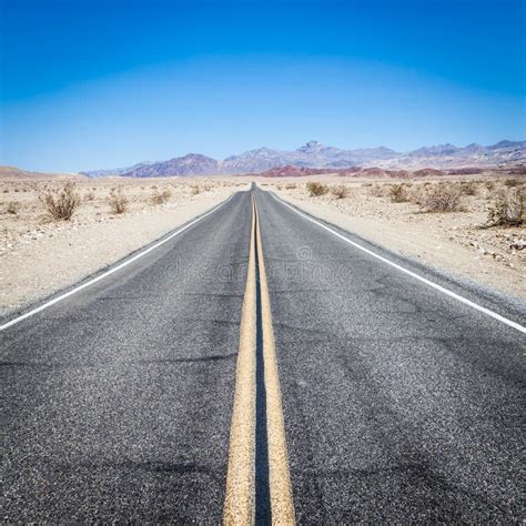 Road In The Desert Stock Image Image Of Nature Scene 38657691