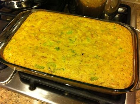 Add vegetables, broth, and all remaining ingredients to crumbled cornbread, stirring just until combined. Paula Deans Southern Cornbread Stuffing | Recipes, Cooking ...