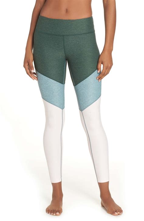 Outdoor Voices 7/8 Springs Leggings | Tops for leggings, Crop top, leggings, Leggings sale
