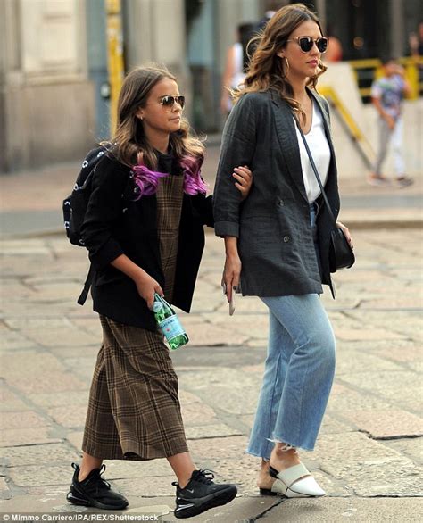 Jessica Alba And Lookalike Daughter Honor Marie Are Stylish In Milan Daily Mail Online