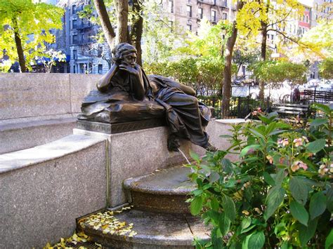 Daytonian In Manhattan The Isidor And Ida Straus Memorial Memory