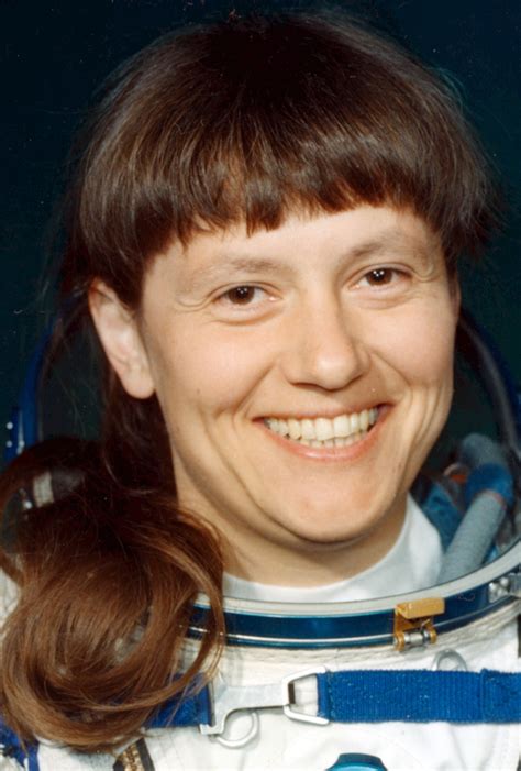 Svetlana Savítskaya La Primera Mujer En Dar Un Paseo Espacial ~ Efemerides ~
