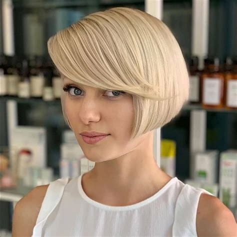37 Best Bob Haircuts For Thick Hair To Feel Lighter Thick Hair Styles Short Hair Styles