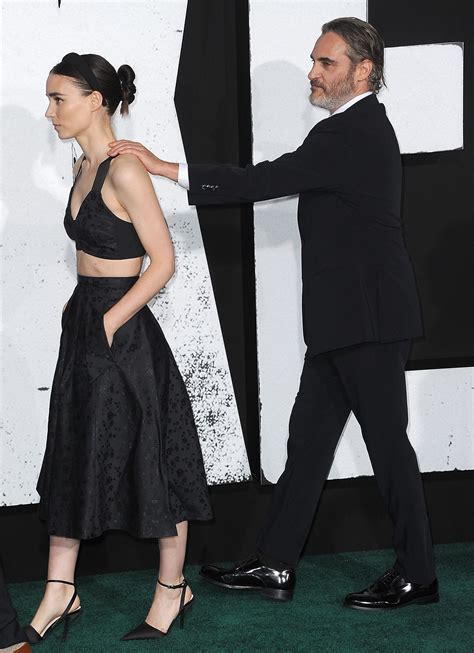 Joaquin phoenix and rooney mara's full relationship timeline by amy mackelden feb 9 2020, 10:00 pm est joaquin phoenix is up for a plethora of awards in 2020 thanks to his starring role in joker. Joaquin Phoenix Calls His Fiancée Rooney Mara "a Filthy ...