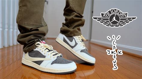 Travis Scott Jordan 1 Low Reverse Mocha Review And On Feet The Hype