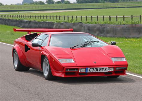 Lamborghini Officially Unveils Its New Limited Edition Countach Lpi 800