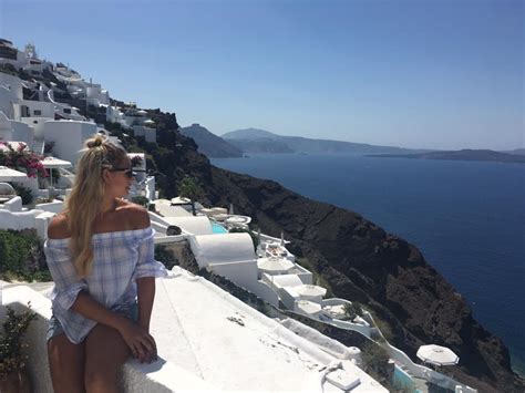 Worlds Most Romantic Destinations Santorini Greece