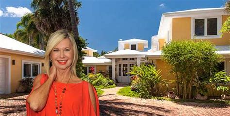 Olivia Newton John Selling Her Personal Xanadu Take A Tour Inside Her M Jupiter Island