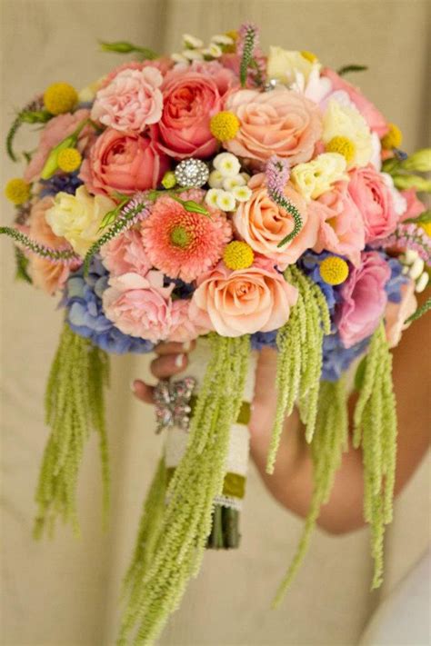 25 Stunning Wedding Bouquets Part 10 Belle The Magazine Wedding