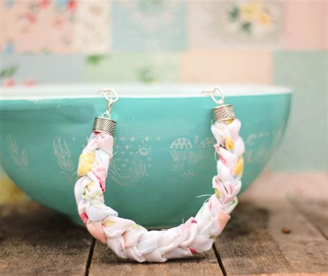 Diy Chunky Braided Vintage Fabric Necklace · How To Braid A Necklace