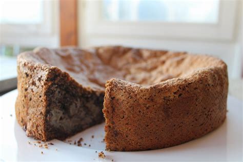 Jun 19, 2021 · den kuchen abkühlen lassen und danach das baiser machen. Novilavi: {You have to taste this} Mohnkuchen mit Äpfeln