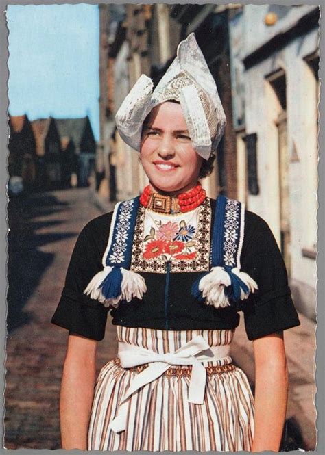 Volendam In 2020 Dutch Clothing Traditional Outfits Folk Clothing